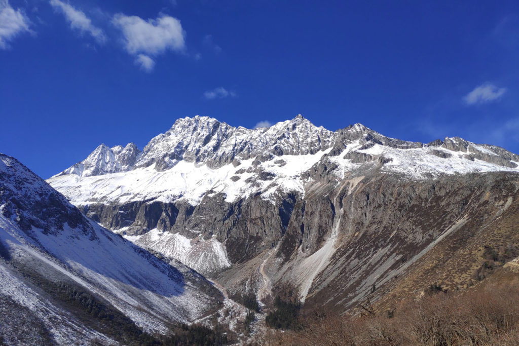 Mt. Yala Easface