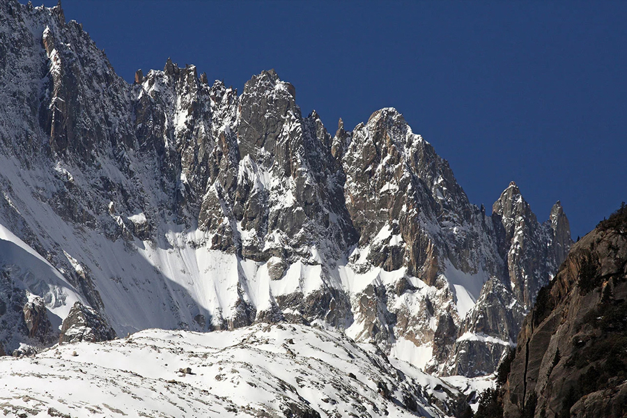 Dopu Ezha Side Peaks